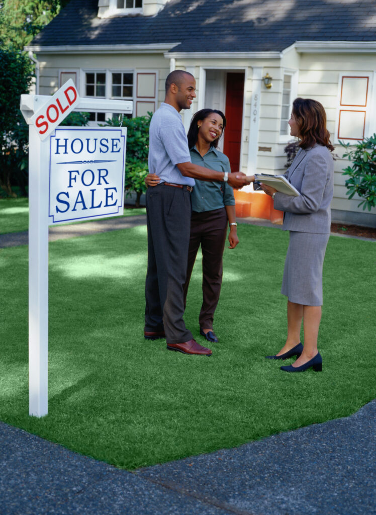 How to Choose the Right Real Estate Agent for Your Move